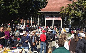 WorldsLargestGarageSale_people Garage Sale Times Publishing Group Inc tpgonlinedaily.com