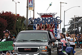 AHSHC_Sophomore-float Homecoming Times Publishing Group Inc tpgonlinedaily.com