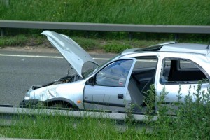 car crash - freefoto
