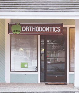 NancyLeung_entrance Nancy Leung Times Publishing Group Inc tpgonlinedaily.com