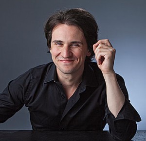 Classical_Maestro-Daniel-Stewart-photoby-rr-jones Santa Cruz Symphony Times Publishing Group Inc tpgonlinedaily.com