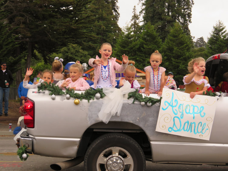 Worlds Shortest Parade Times Publishing Group Inc tpgonlinedaily.com